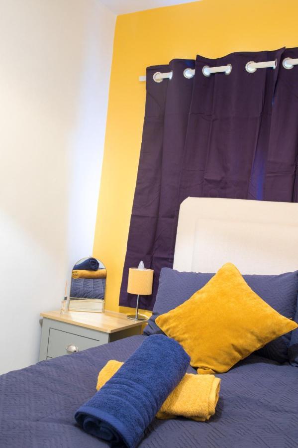 Exclusive Offers L Last-Minute Specials L Parking Free L Double Bed House L Uk L Gaming Room L Komfy 3 Bedroom Cottage With Riverview L Perfect For Short Or Long Stays Редінг Екстер'єр фото