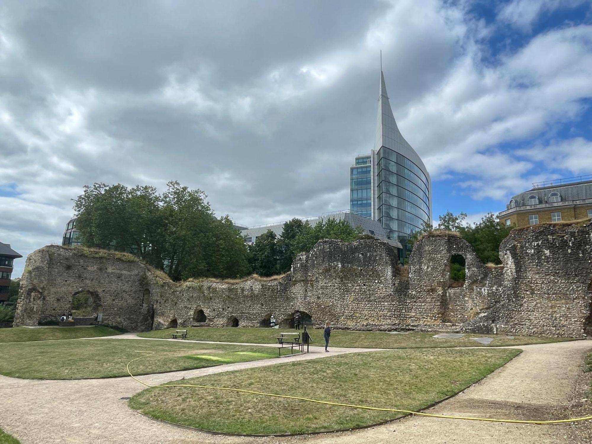 Exclusive Offers L Last-Minute Specials L Parking Free L Double Bed House L Uk L Gaming Room L Komfy 3 Bedroom Cottage With Riverview L Perfect For Short Or Long Stays Редінг Екстер'єр фото